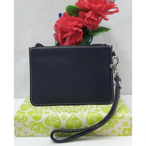 Dooney & Bourke Black Pebbled Zipper Closure Coin Wallet - Picture 2 of 11